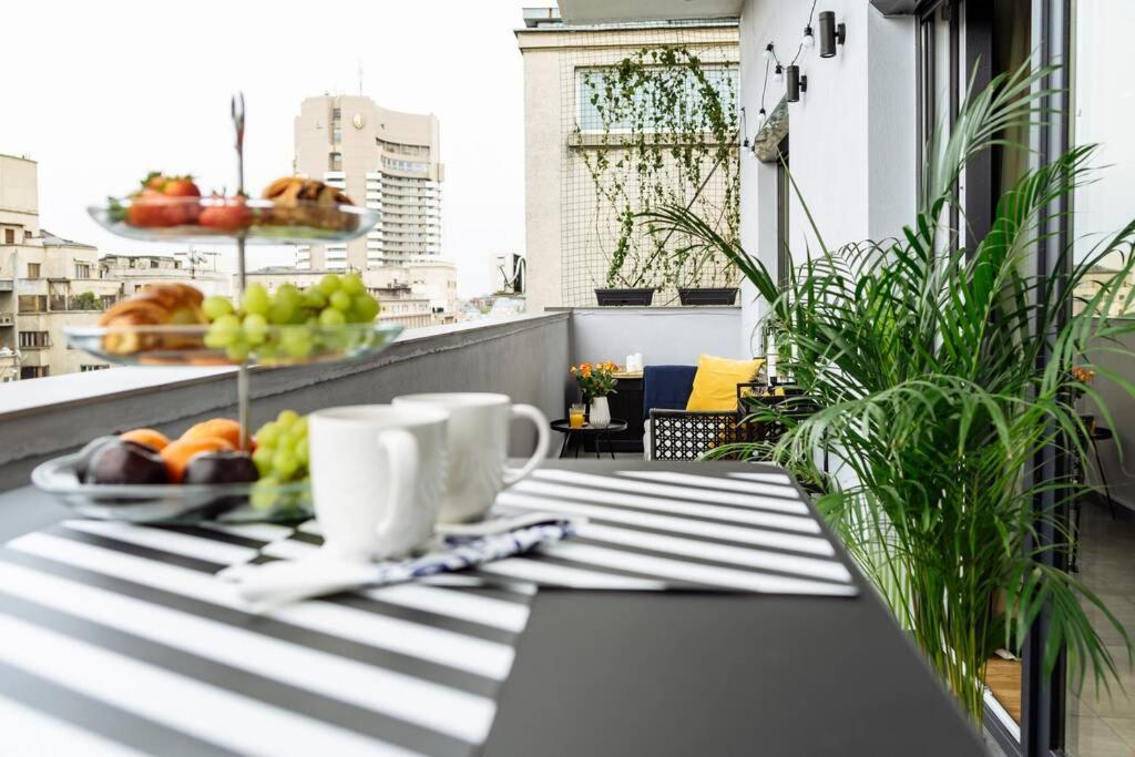 Amazing View - Terrace+netflix - Center Appartamento Bucarest